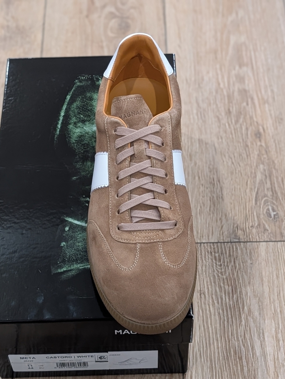 $498 Mens Magnanni "Meta" Leather Low-Top Sneakers Castoro/White US 10 - Picture 2 of 7